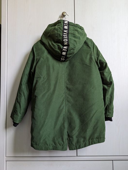 Зимняя куртка для мальчика (116 см)