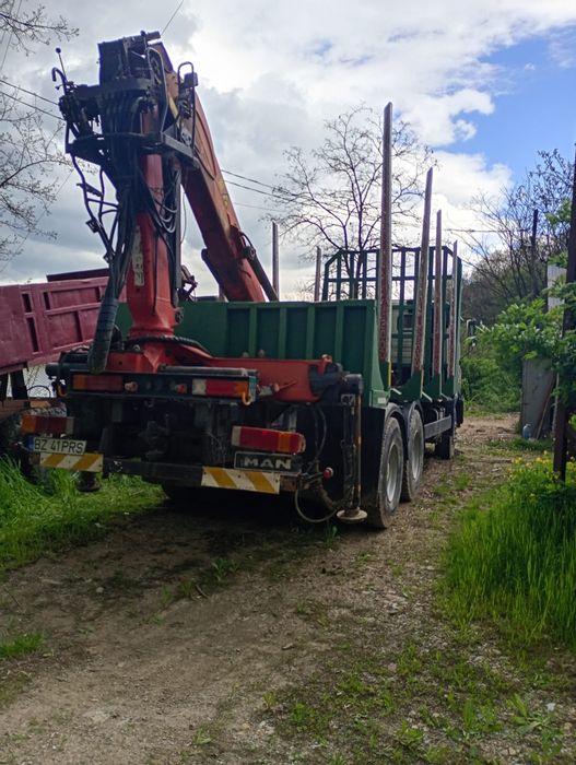 Camion Forestier MAN 460 cu Macara