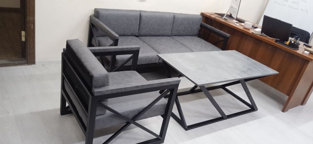 Лофт диван металлическое