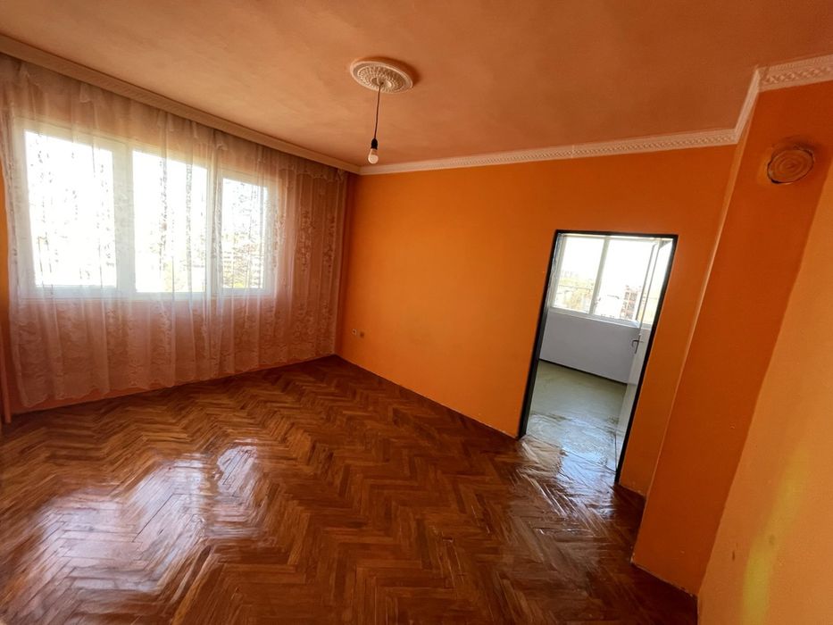 Продава се Тристаен апартамент в Пловдив, Индустриална зона - Юг - 60 кв.м за 1217 €/кв.м - Снимка #13