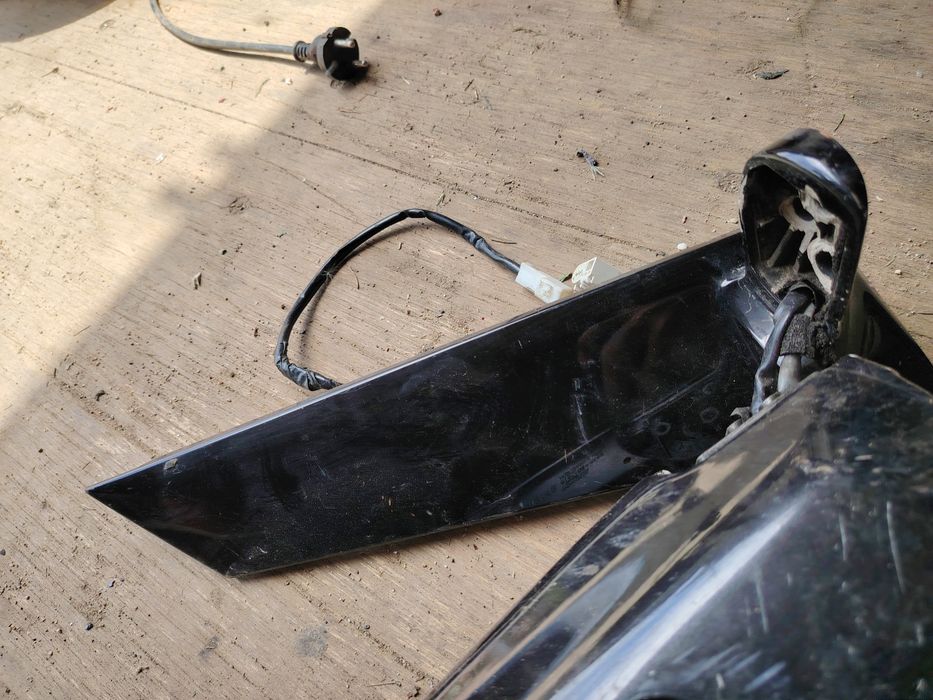 Боковой зеркало Toyota Alphard левой