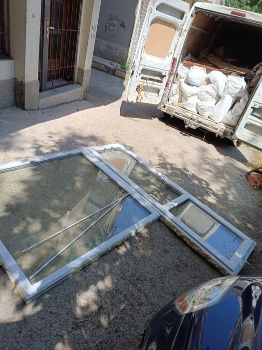 Продавам пвц дограма salamander