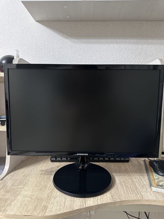 Монитор 22" Samsung S22F350FHI Full HD (1080p)