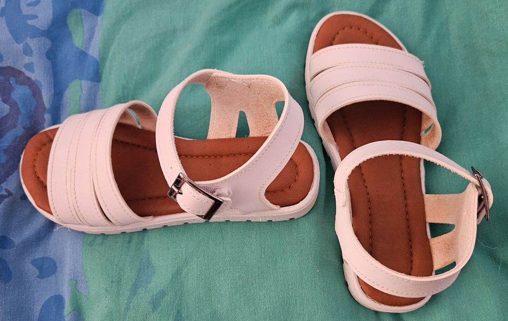 Детски обувки и сандали