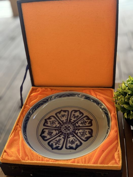 Set 4 piese porțelan stil chinezesc – vase, bol și farfurie + cutii