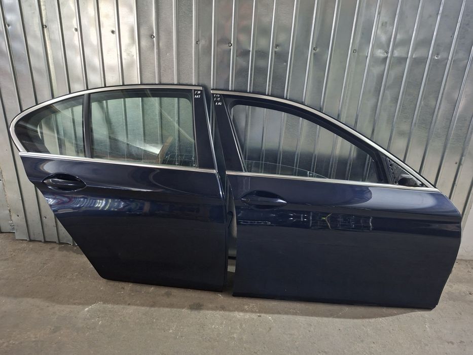 Usa fata BMW F10 F11 spate BMW F10 culoare A89 Imperial Blau