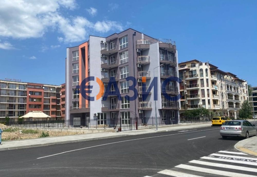 Продава се Двустаен апартамент в к.к. Слънчев бряг - 52 кв.м за 1585 €/кв.м - Снимка #6