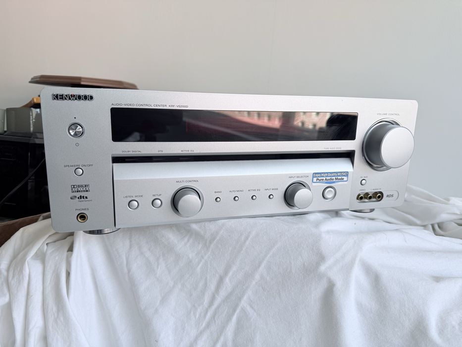 Amplificator statie Kenwood
