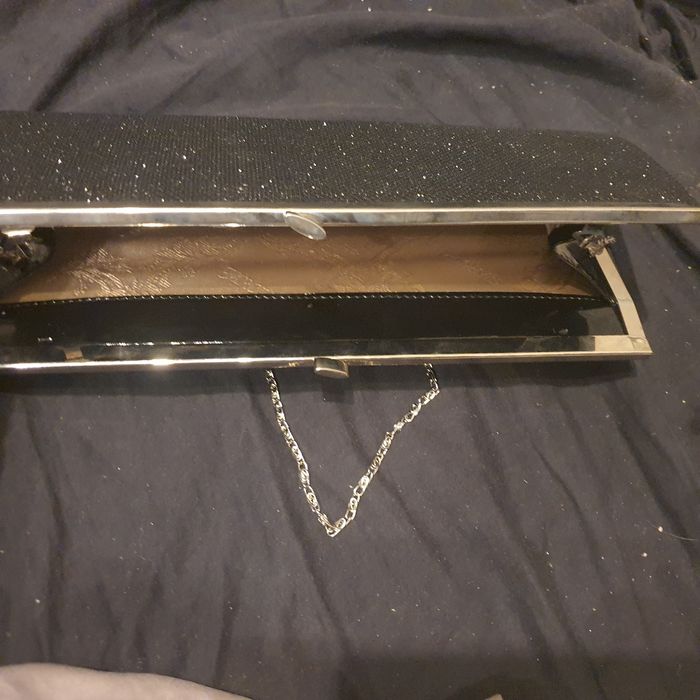 Маркови обувки и чанта