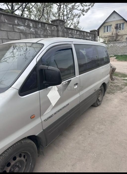 Hyundai Starex 2001