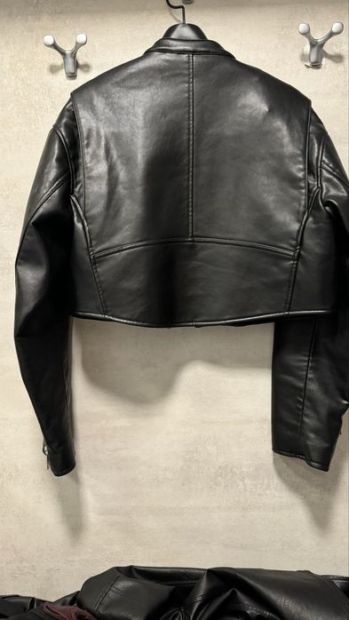 Косуха Куртка mango кожаная