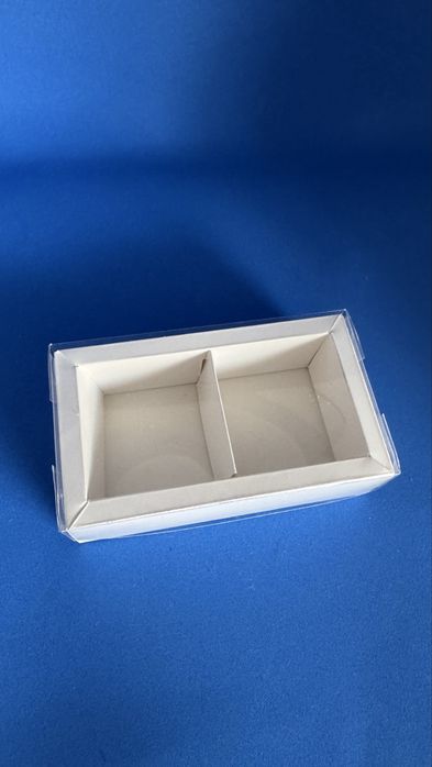Коробки для шоколада (бонбоньерки)