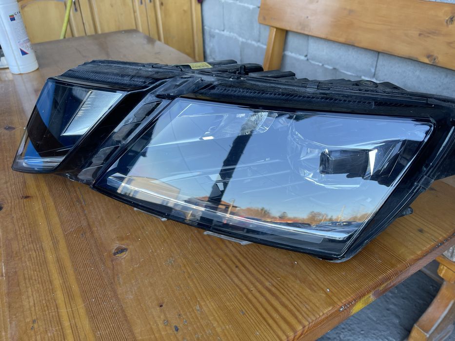 фар за шкода октавиа