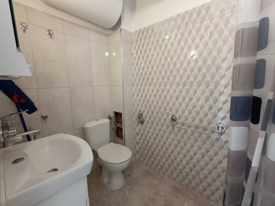 Дава се под наем Двустаен апартамент в Габрово, Център - 56 кв.м за 306 € - Снимка #3