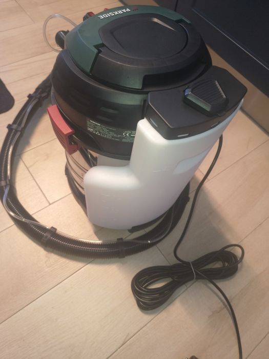 Aspirator cu spălare Parkside ,jet apa pentru spălat covoare-mocheta-banchete auto-scaune-canapele,,bazin apa profesional