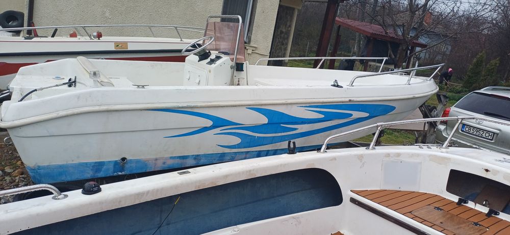 Морорна Лодка Савер