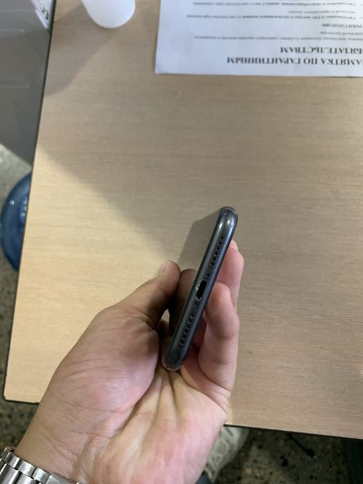 Iphone 11 продам
