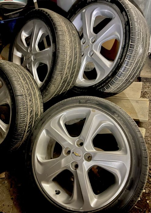 Диски с шинами от Chevrolet Spark