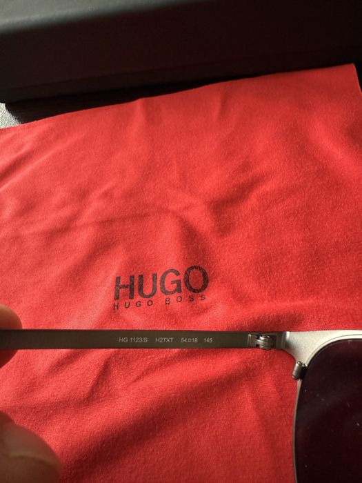 Мъжки слънчеви очила Hugo Boss