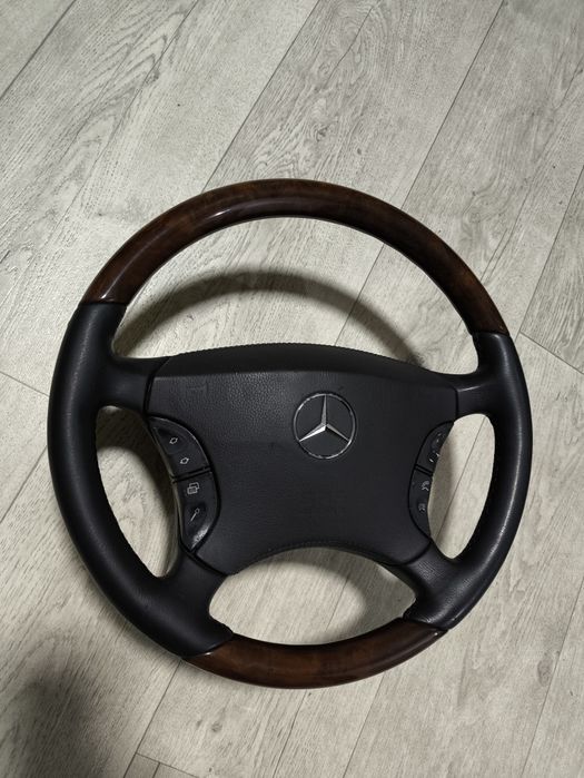 Руль Мерседес 220