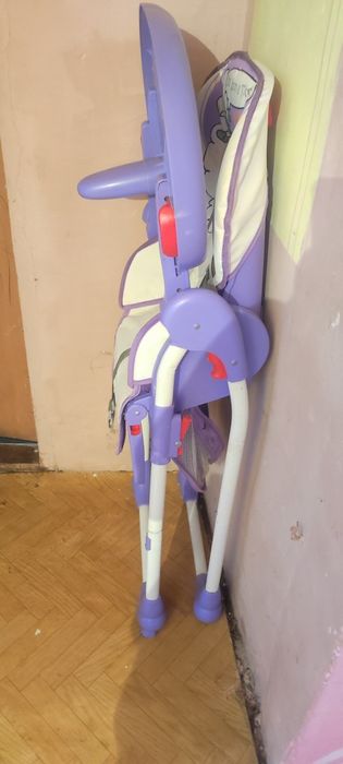 Продам столик для кормления