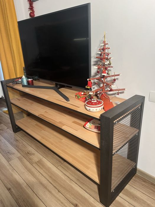 Comoda TV hand made - lemn masiv de fag si metal