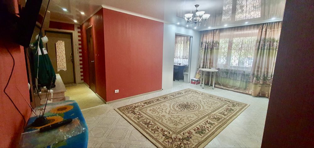 3 комнатная, Горняков 60