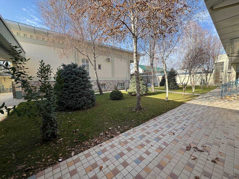 Сдается Дом 810 м2 участок 16 соток рядом с British School