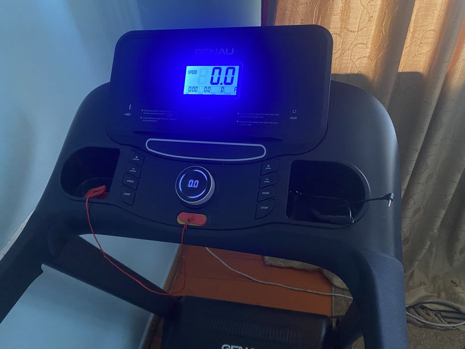 Беговая дорожка genau