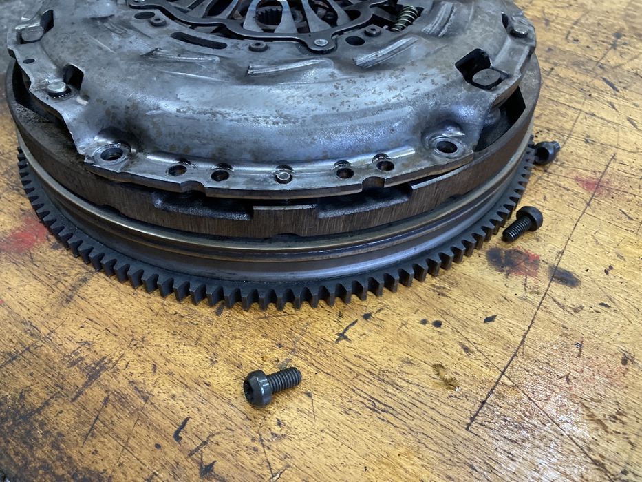 Opel Movano Master 2014годи 2.3dci 125кс 6скорости Съединител Комплект