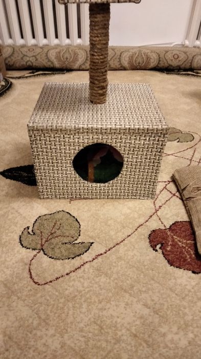 Продам домик для кошки