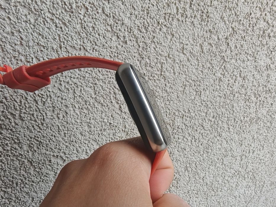 Huawei watch fit 2 в много добро състояние