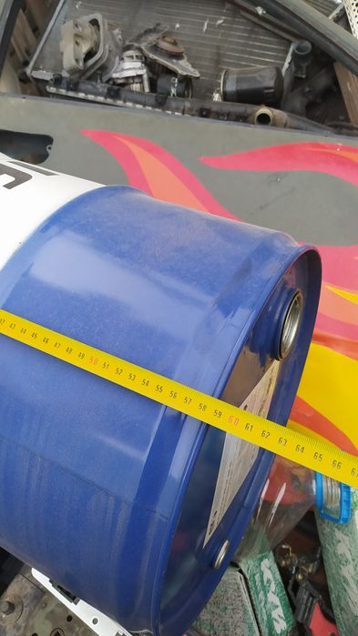 Малък 60 литров метален варел