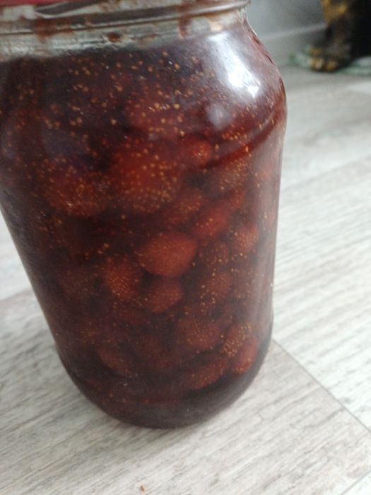 Продам варенье малина ,виктория,ревень.