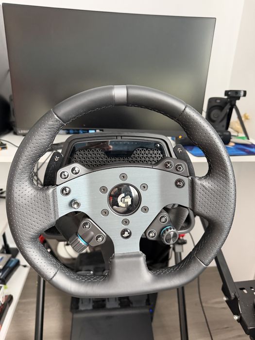 Vand volan logitech G Pro cu Pedale Logitech pro racing pedals si schimbator thrustmaster Th8a