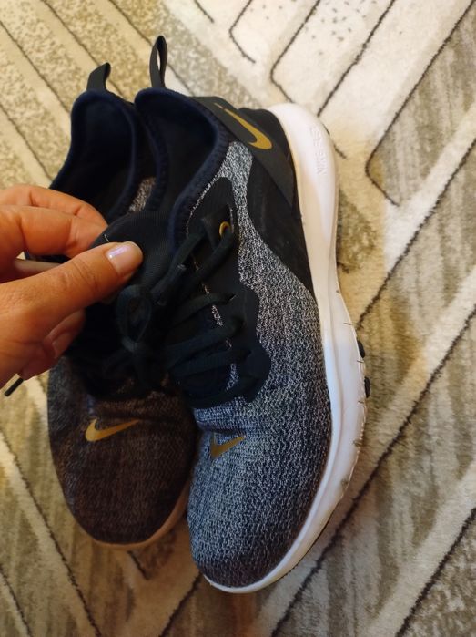 Дамски маратонки Nike.38