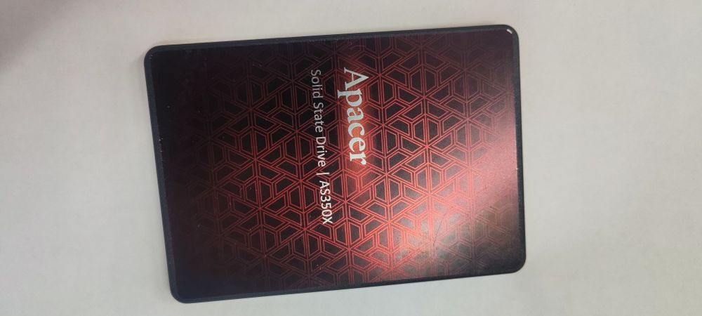 Ssd на 512гб почти новый