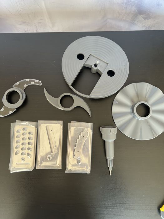 Кухненски робот Cecotec Paprika 1300 Full 2000W - като нов