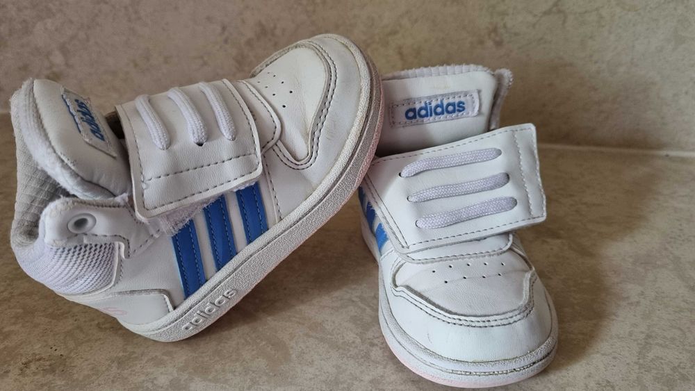 Детски кецове ADIDAS HOOPS MID 2.0