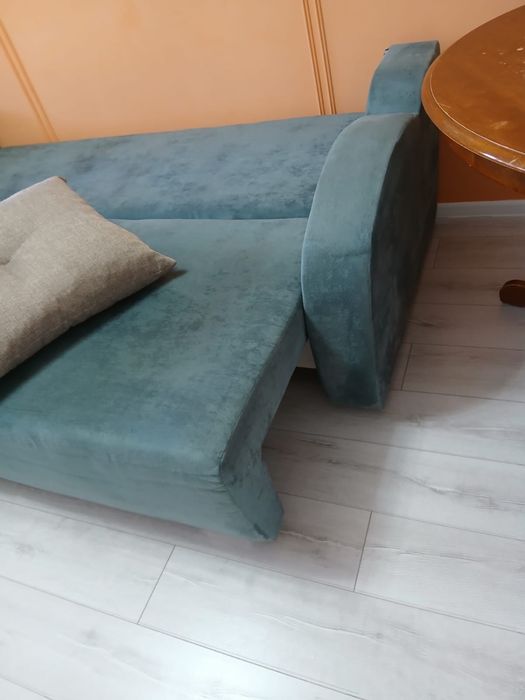 Продам диван раскладной