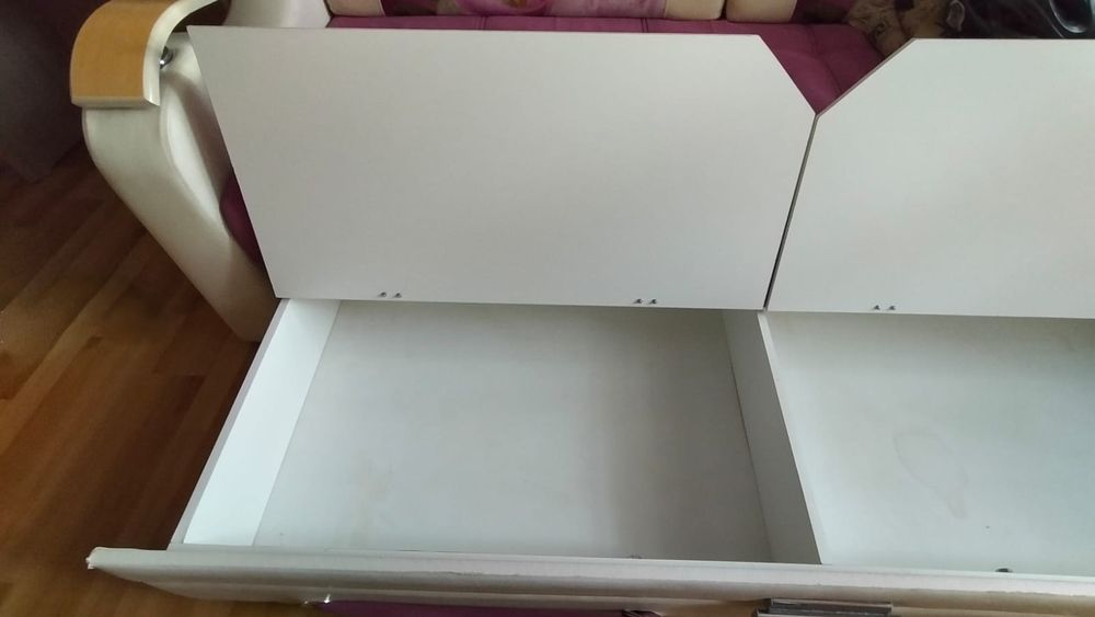 Продам диван в хорошем состоянии