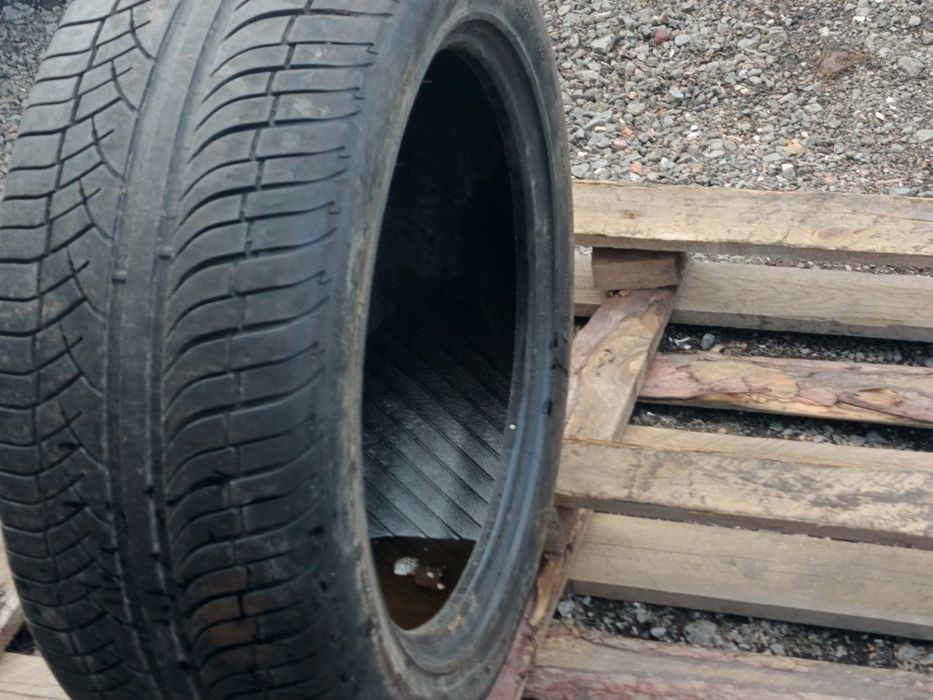 285/45/19 MICHELIN 1 шина