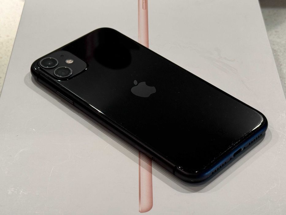 iPhone 11 64GB Black - Отличен, Нова Батерия.