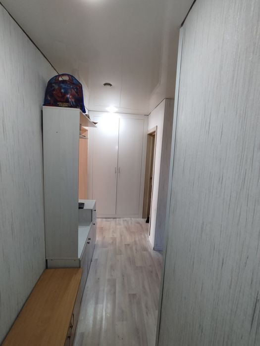 Продам 2х комнатную квартиру в 16мкрн, 3этаж, неугловая