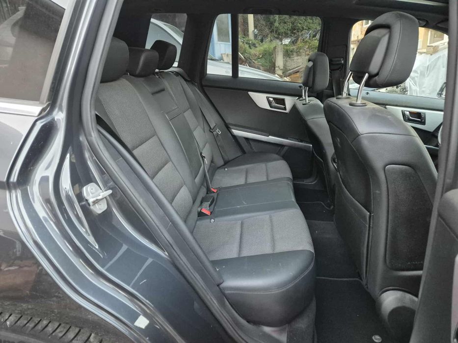 Mercedes GLK320CDI 224кс панорама черен таван ксенон автоматик НА ЧАСТ