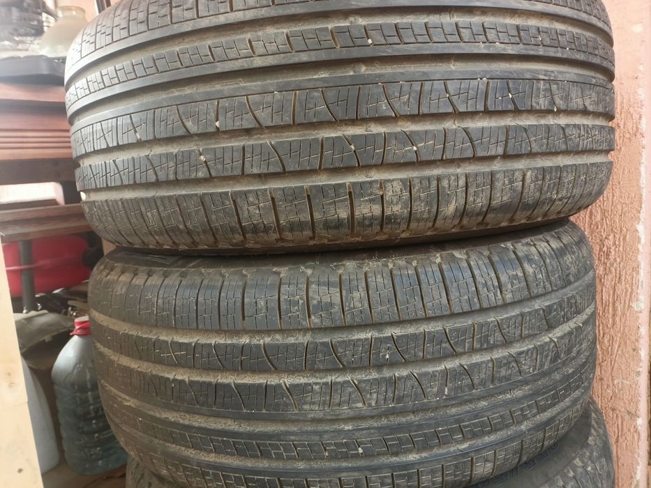 Продам летние шины комплект