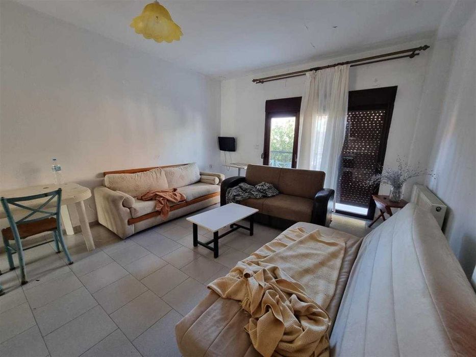 Дава се под наем Тристаен апартамент в Пловдив, Централна гара - 79 кв.м за 413.1 € - Снимка #2