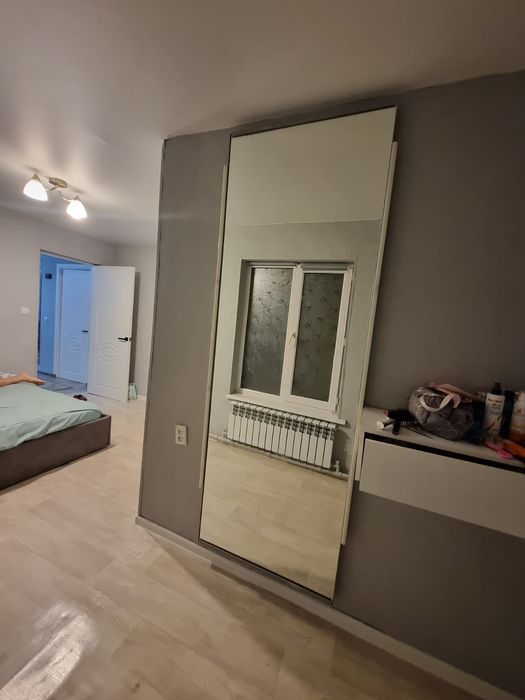 Зеркала в отличном состоянии