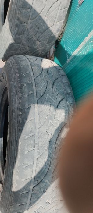 Резина 235/75/15 всесезонная