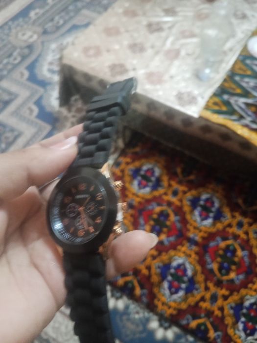 Geneva соат Янги срочно сотилади росиядан келтирдим